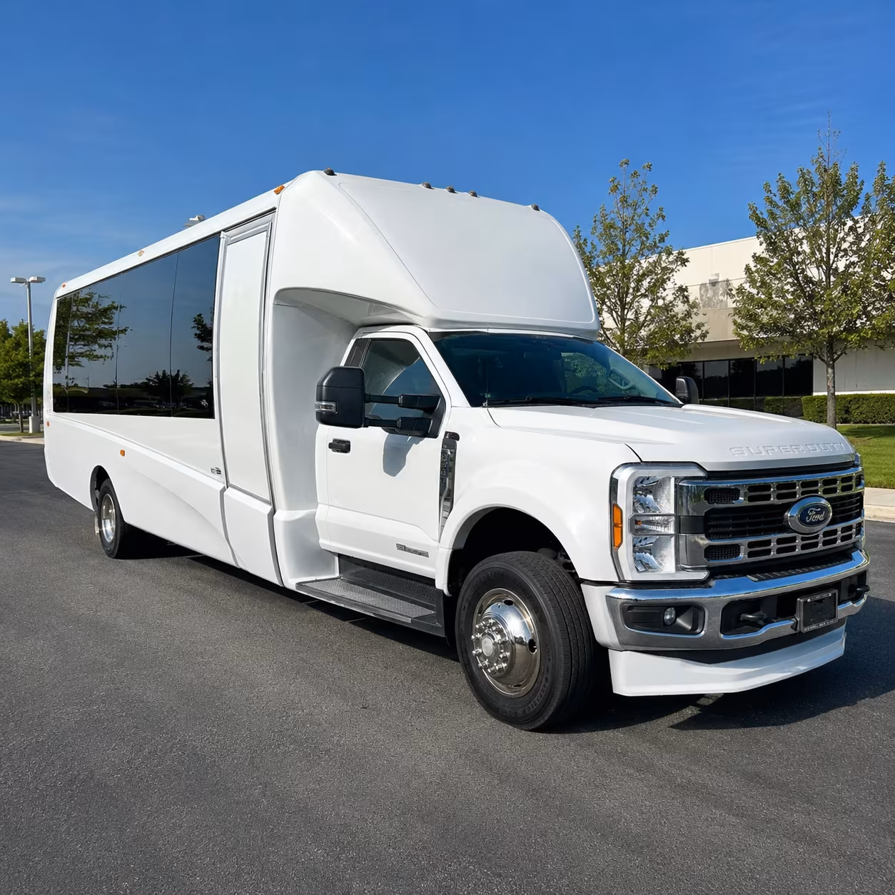book a bus for your next airport transfer 5