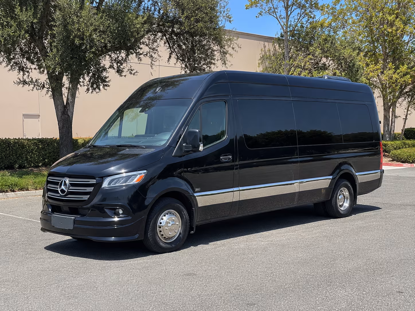 book a bus for your next bachelor or bachelorette party 2