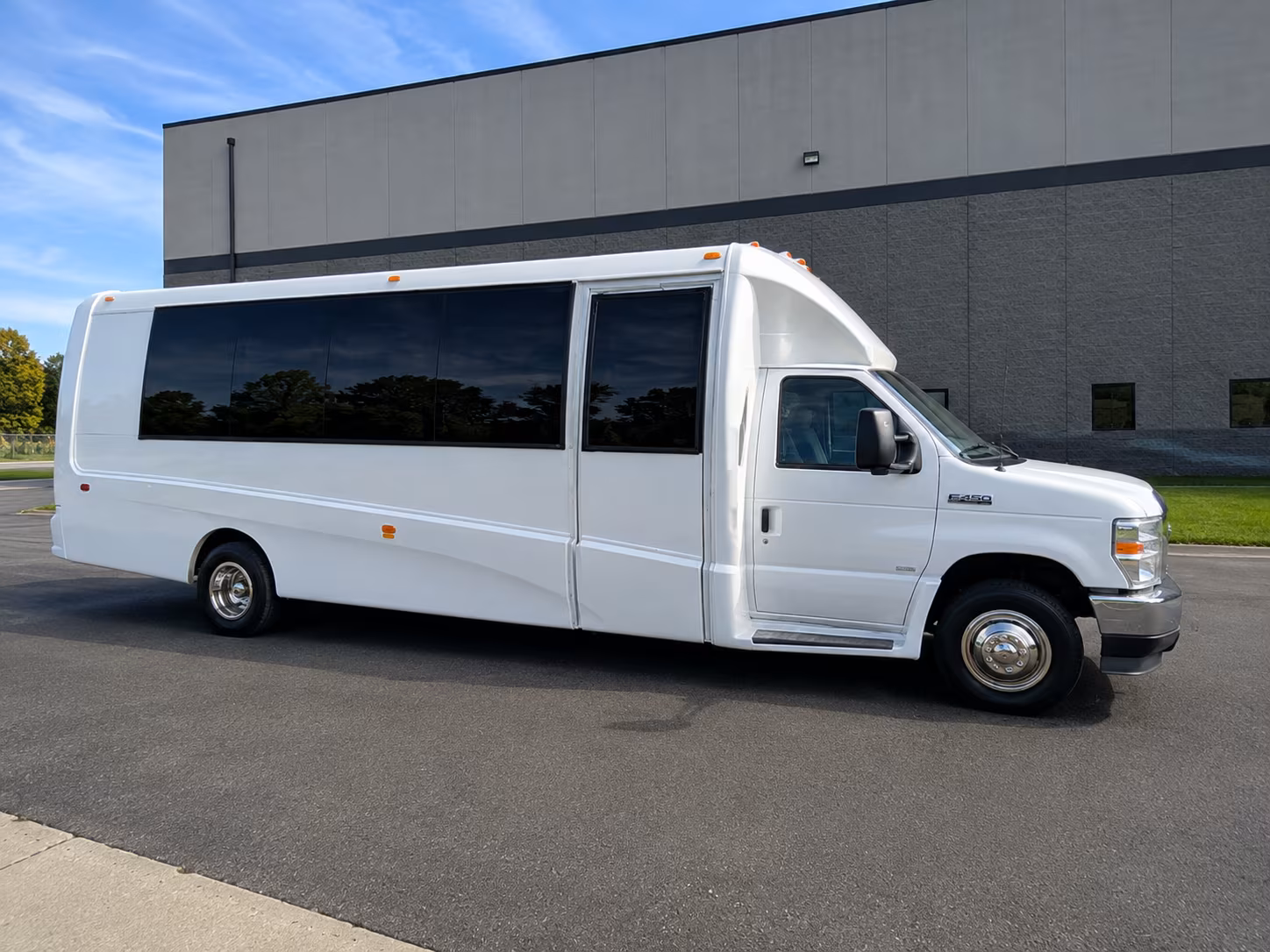 book a bus for your next field trip 4