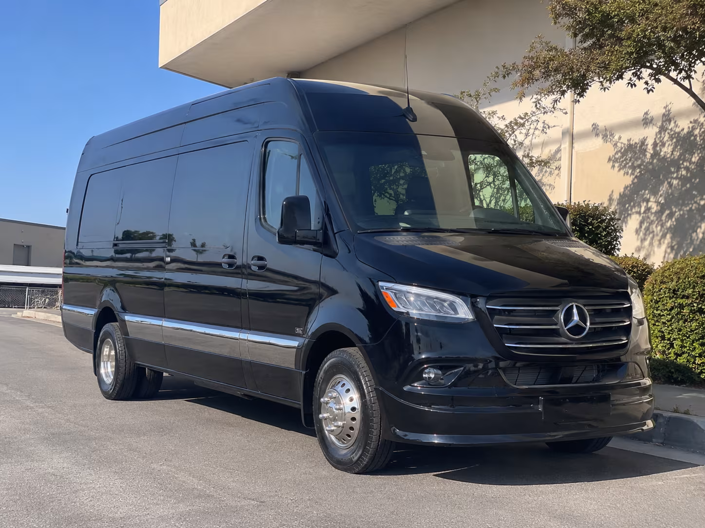 bus rental options for lauderhill trips