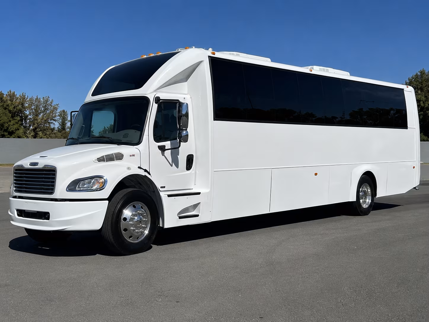 bus rentals in lauderhill for bachelor sporting events and race days