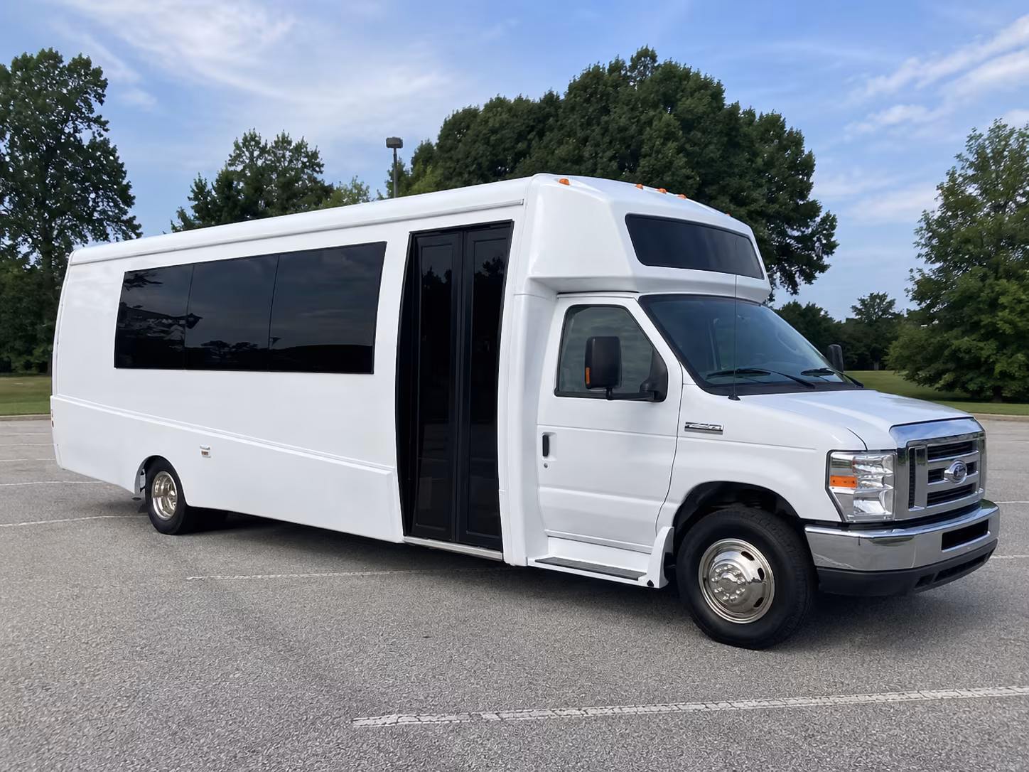 lauderhill 18 passenger party bus