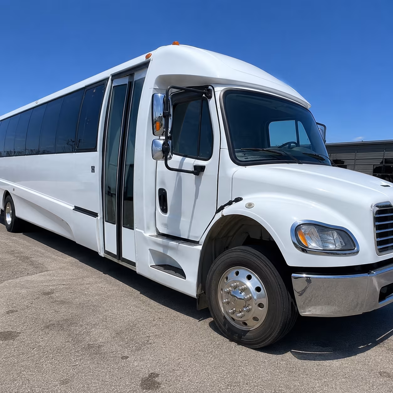 minibus rentals for lauderhill prom groups of every size