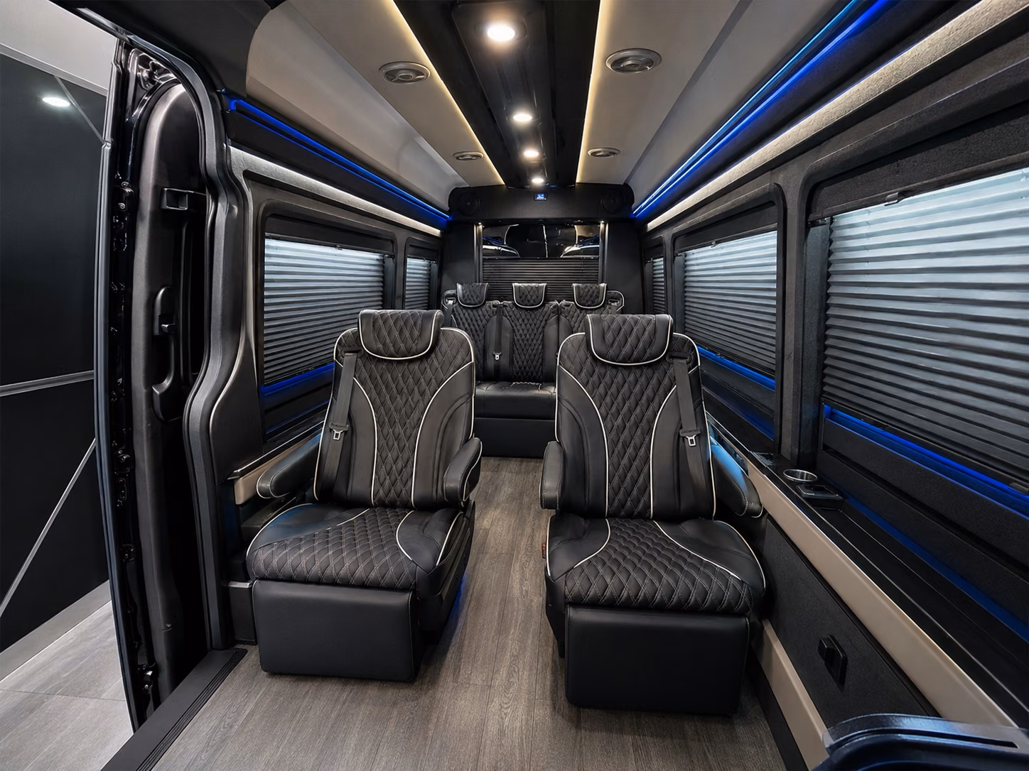 multi day conference buses serving lauderhill plantation and sunrise